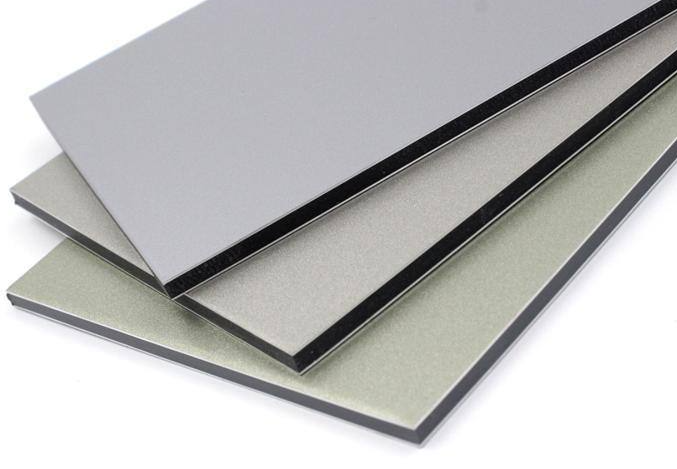 Inadéquation et avancement du procédé de fabrication de plaques en composite métallique